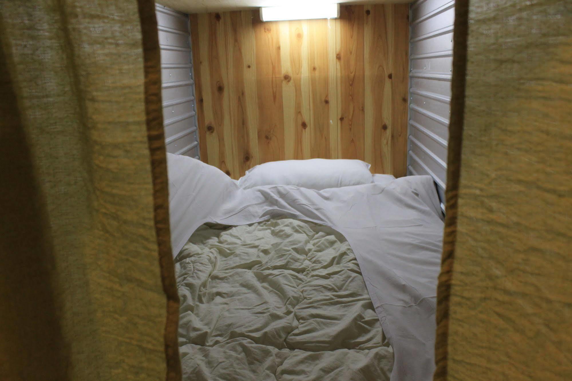 Hostel Azalea โตเกียว ภายนอก รูปภาพ